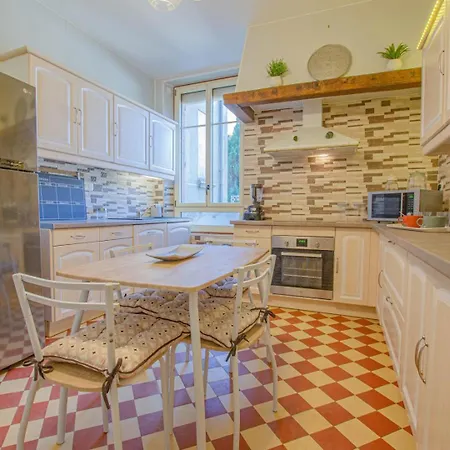 Holiday home L'instant Champenois & Son Annexe *